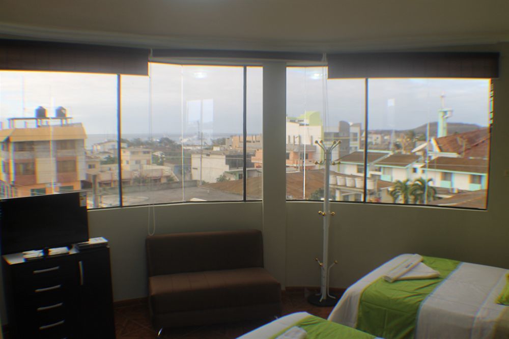 Hotel Los Algarrobos 푸에르토 바케리조 모레노 외부 사진